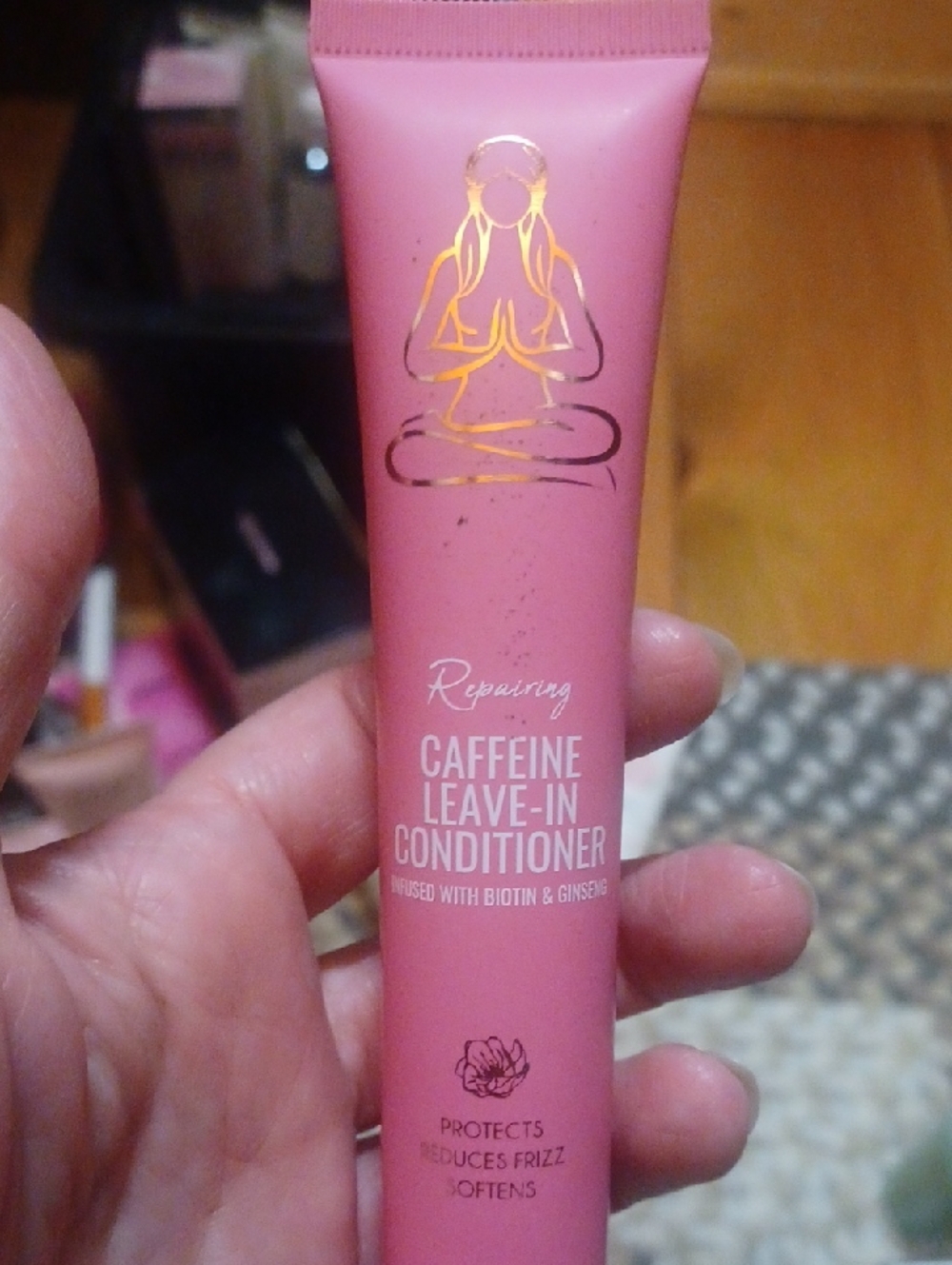 Caffeine Leave-In Conditioner With Biotin And Ginseng
